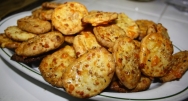 Galletas de queso emmental con semillas de sésamo