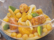 Garbanzos con setas, calabacín y chistorra