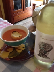 Gazpacho acompañado con vino Fenomenal 2011