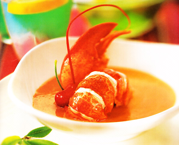 Gazpacho de cerezas con bogabante