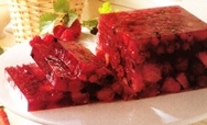Gelatina de frutos rojos con helado