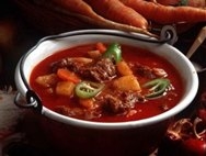 Gulash húngaro