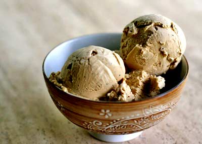 Helado de café con bizcochos
