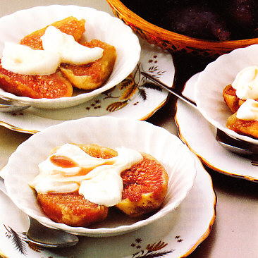 Higos con crema helada de limón