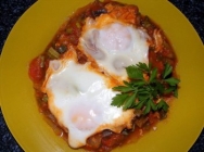 Huevos chilindrón