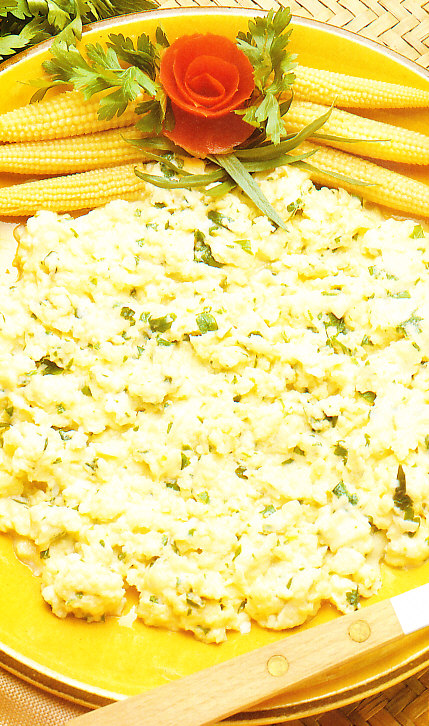 Huevos con estragón y perejil