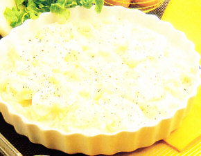 Huevos con salsa de cebolla y bechamel