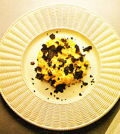 Huevos revueltos con trufas