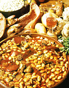 Judiones con oreja y pié de cerdo