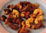 Langostinos y gambas con rebozuelos