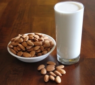 Leche de almendras