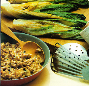 Lechugas rellenas braseadas