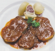 Lengua de ternera con galets rellenos de capipota