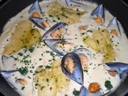 Lenguado con mejillones a la crema