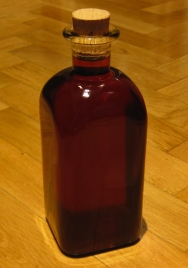 Licor de romero casero.
