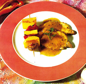 Lomo de cerdo asado con salsa