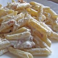 Macarrones a la crema de queso