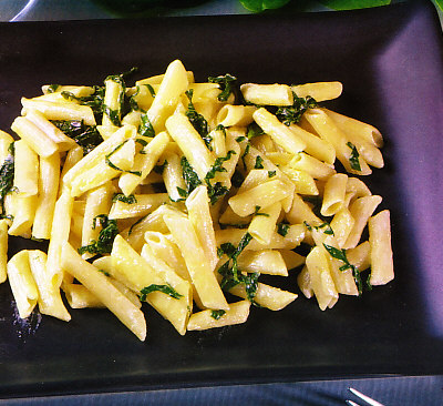 Macarrones al roquefort