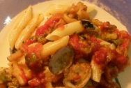 Macarrones con atún y almejas