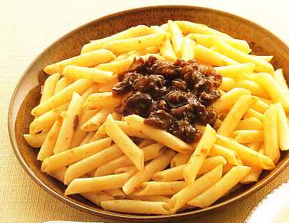 Macarrones con ciruelas