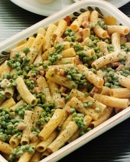 Macarrones verde y rosa