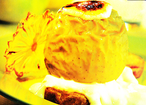 Manzanas al horno con crema y piña