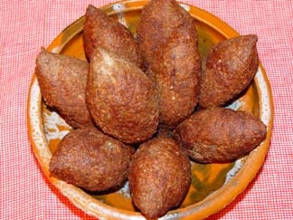 Albóndigas ovaladas de carne y trigo (Keppe)