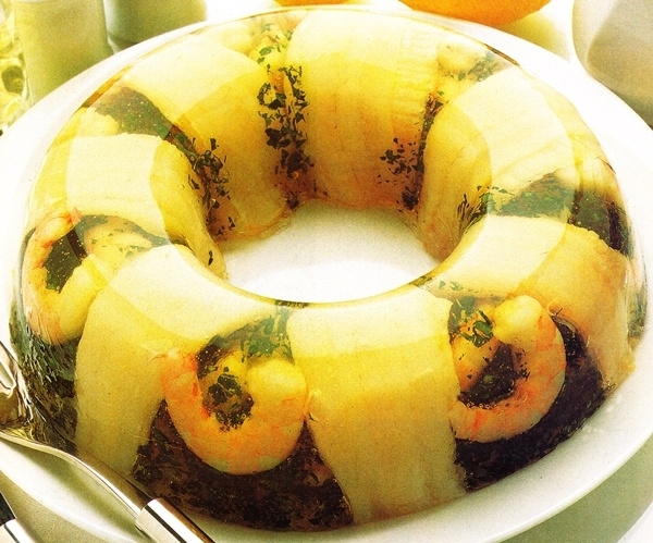 Corona de filetes de lenguado en gelatina