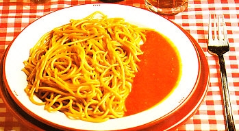 Espaguetis al ajillo con aroma de soja