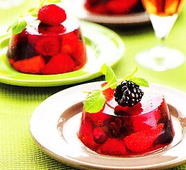 Frutos rojos con gelatina