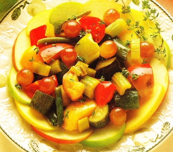 Platillo de verduras y fruta