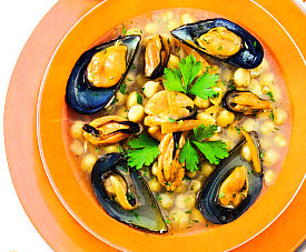 Mejillones con garbanzos