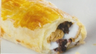 Milhojas de rebozuelos y butifarra negra
