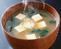Misoshiru (sopa de miso)