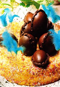 Mona de Pascua con crema de limón
