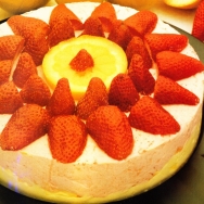 Mousse de fresones con limón