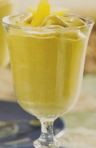 Mousse de pomelo y ciruelas