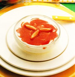 Mousse de requesón con fresones