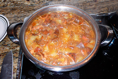 Níscalos con patatas viudas o acompañadas