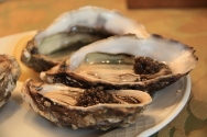 Ostras al caviar