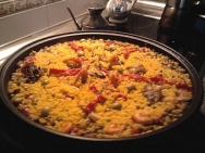 Paella mixta valenciana