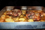 Paletilla de cordero al horno a la naranja