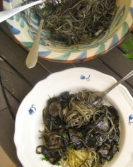 Pasta a la tinta con sepia