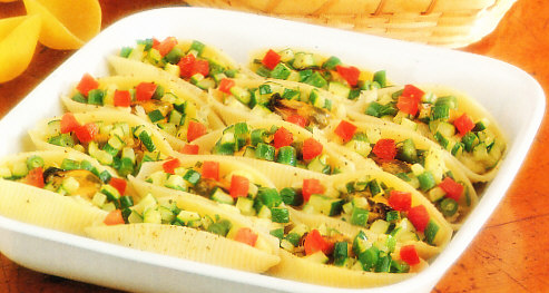 Pasta rellena de verduras al horno