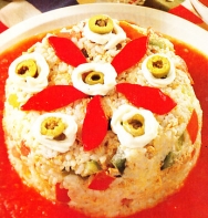 Pastel de arroz con atún en escabeche