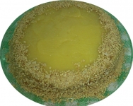 Pastel de crema con yema quemada y crocanti