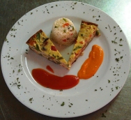 Pastel de Verduras con Dos Salsas