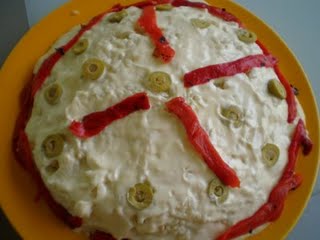 Pastel frío de arroz con bonito