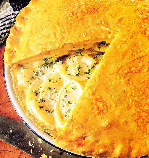 Pastel hojaldrado de patatas