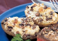Patatas rellenas de carne y setas